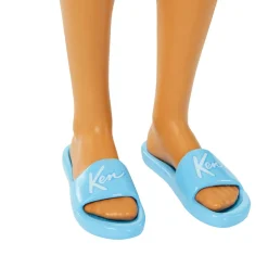 Barbie - Muñeco Ken en traje de baño con accesorios playa ㅤ