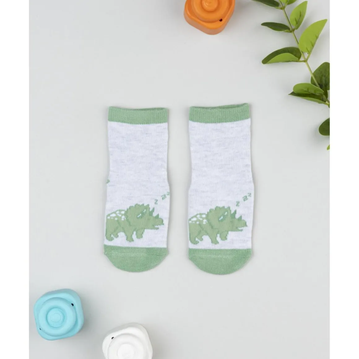 Calcetines antideslizantes niño gris triceratops