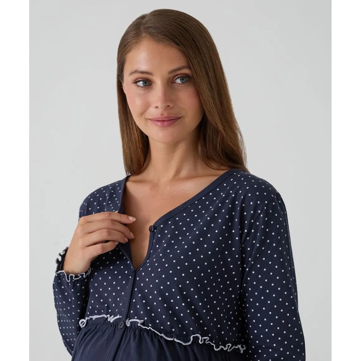 Camisa de noche premamá azul marino con lunares