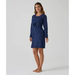 Camisa de noche premamá azul con flores all-over