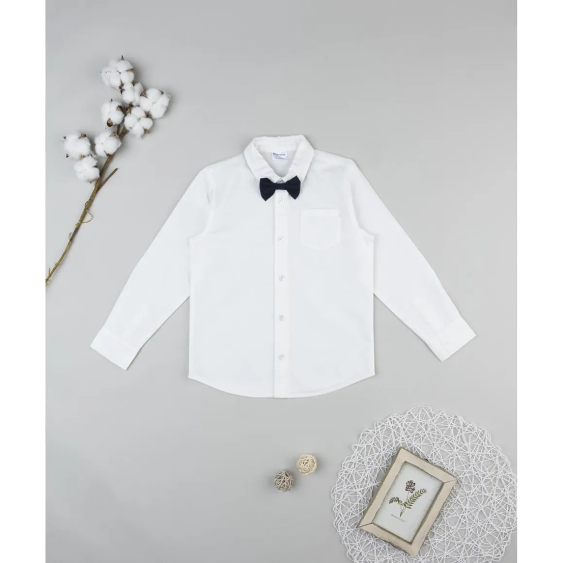 Camisa niño blanca con pajarita azul