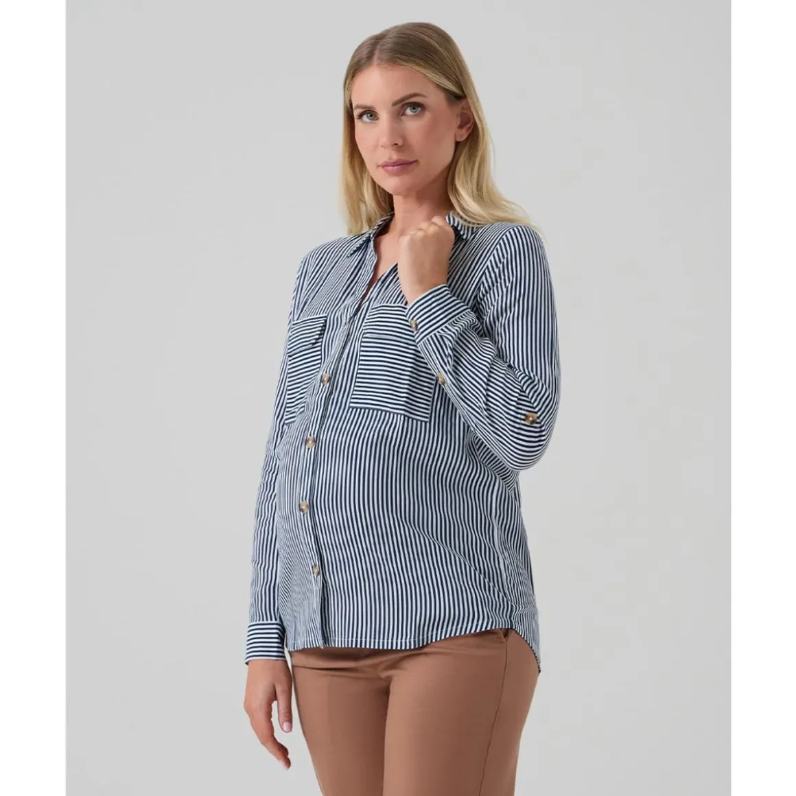 Camisa premamá rayas blancas y azules con bolsillos