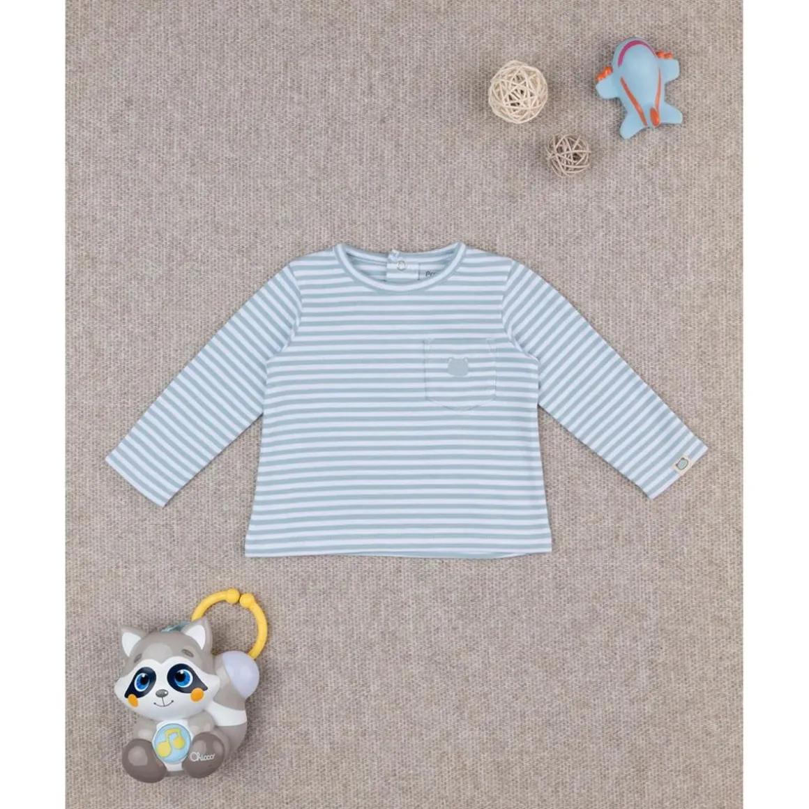 Camiseta niño azul