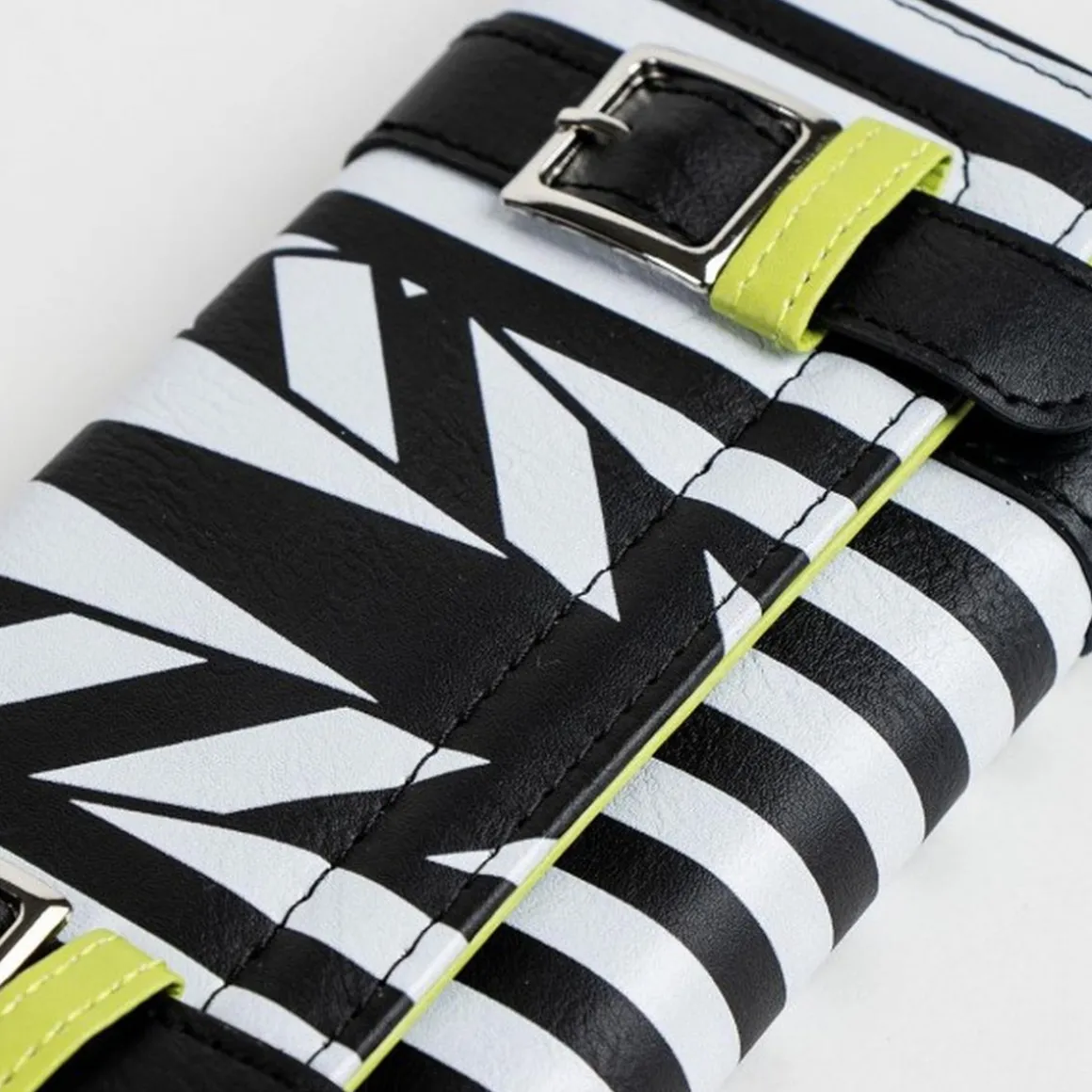 Cartera Beetlejuice