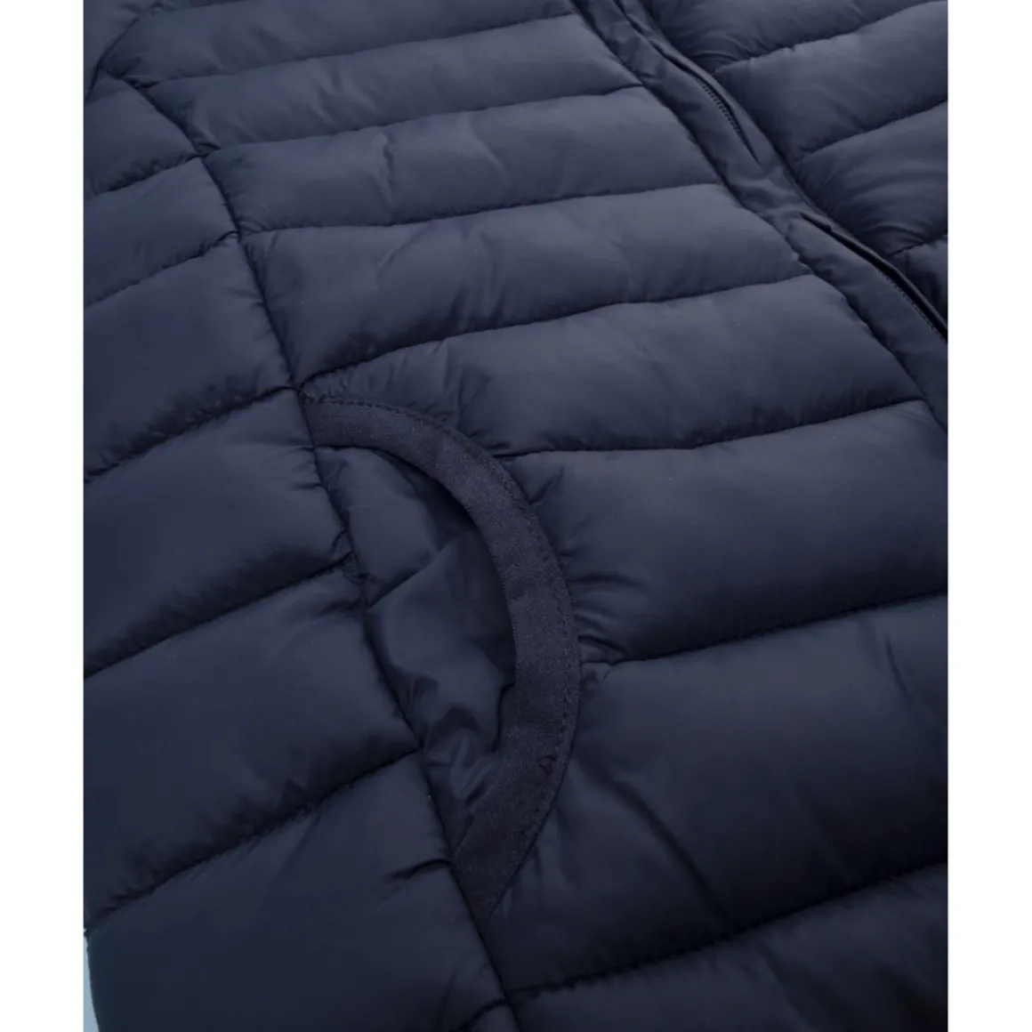Chaqueta azul niño con material reciclado