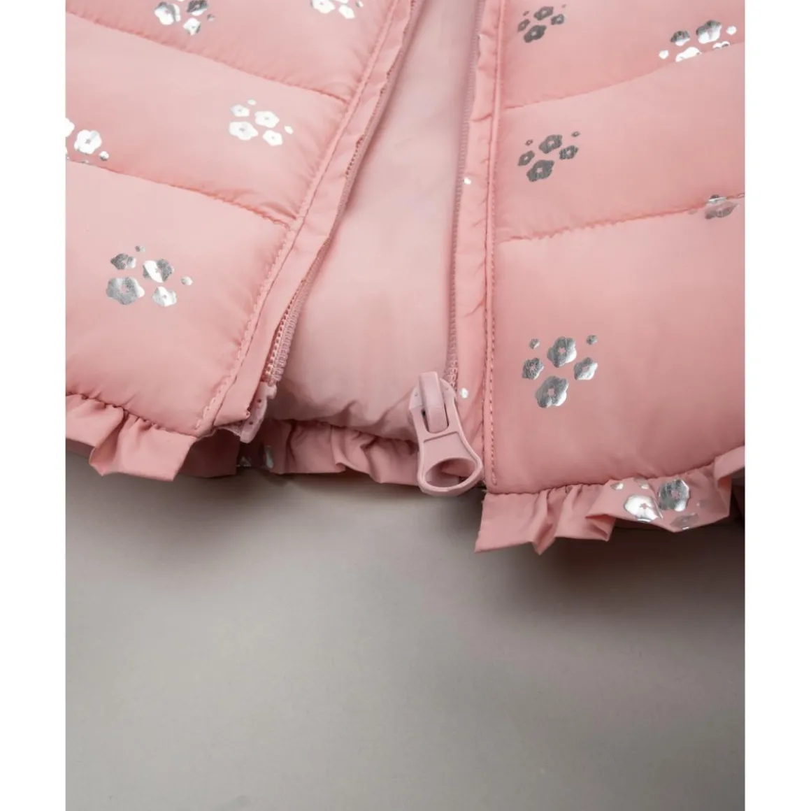 Chaqueta niña rosa con capucha