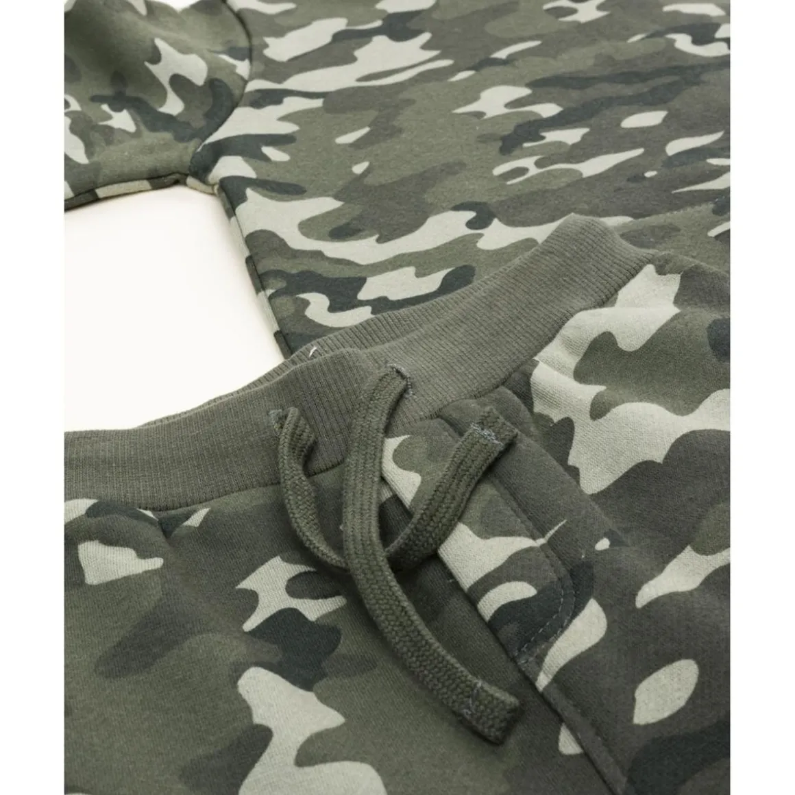 Conjunto niño camuflaje