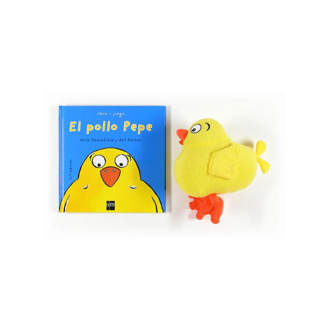 El Pollo Pepe con Muñeco