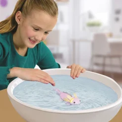 Fingerlings - Baby Axolotl Nadador