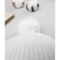 Gorro con pompón