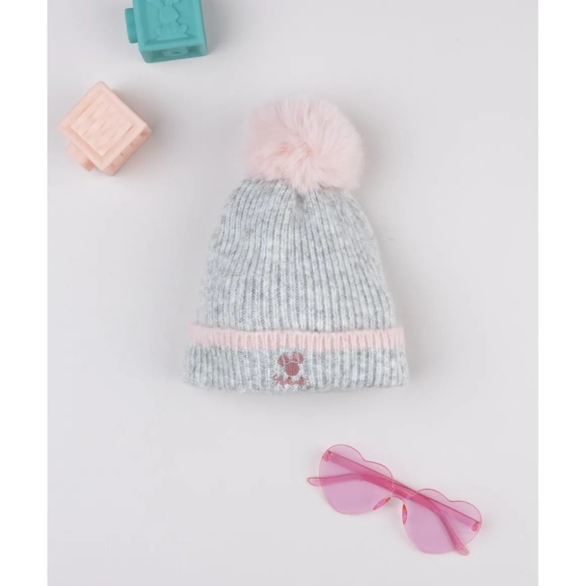 Gorro de punto con pompón Minnie para niña