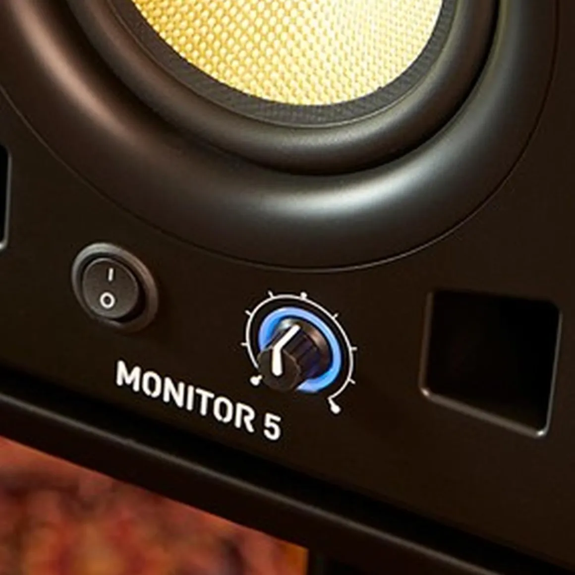Hercules - DJ Monitor 5