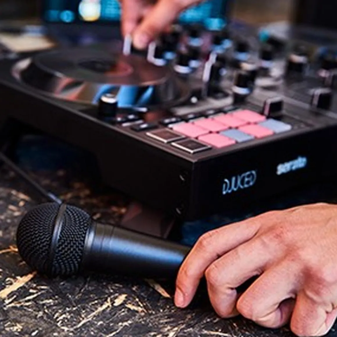 Hercules - Mesa mezclas DJControl Inpulse 500