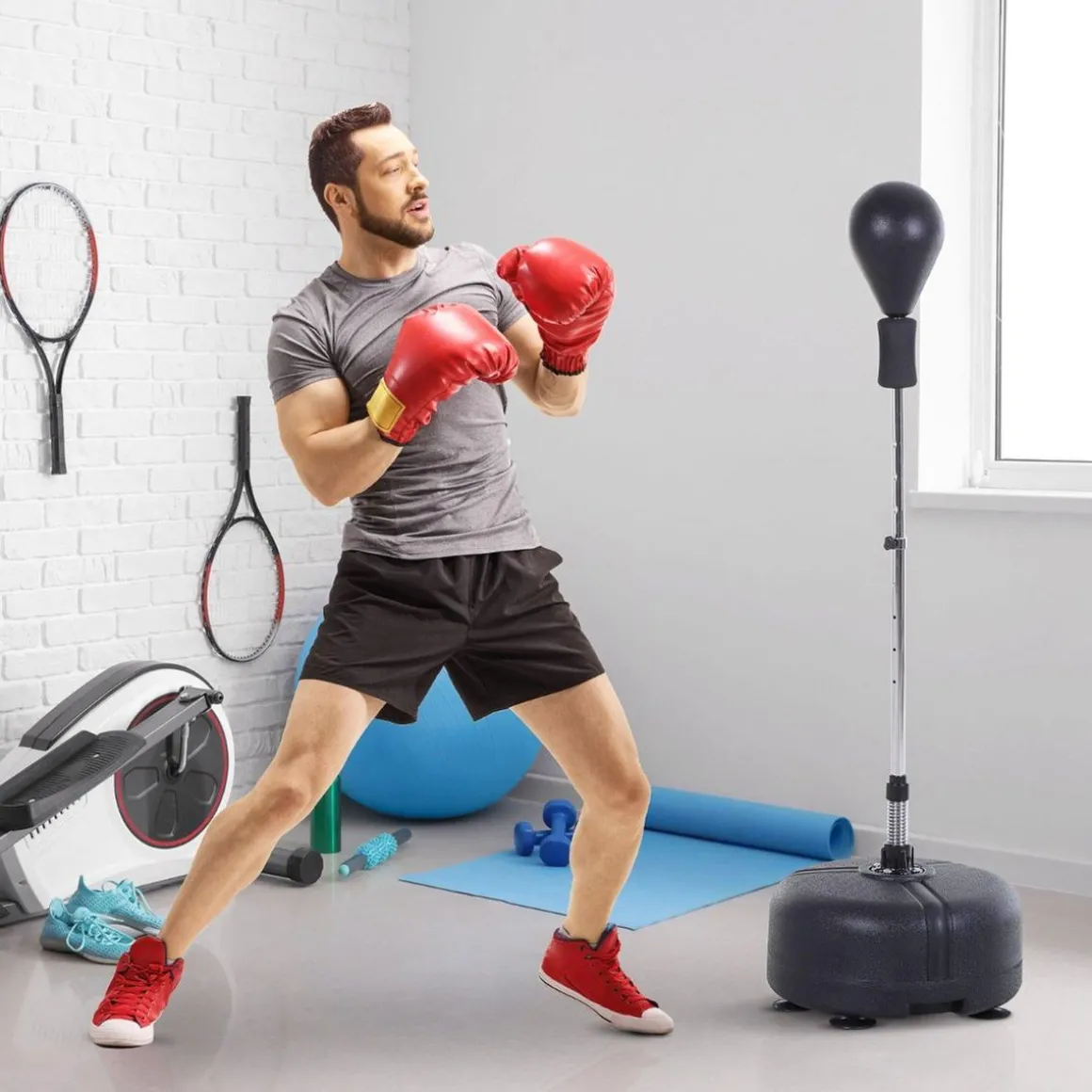 Homcom - Punching Ball con altura ajustable