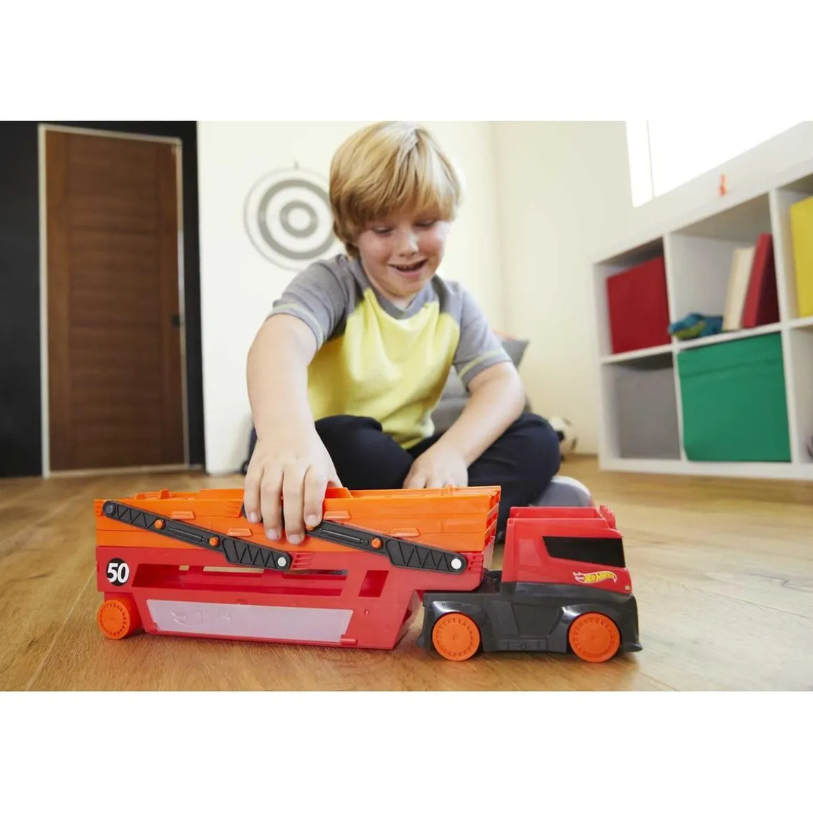 Hot Wheels - Camión transportador de coches de juguete Hot Wheels GWT37 ㅤ