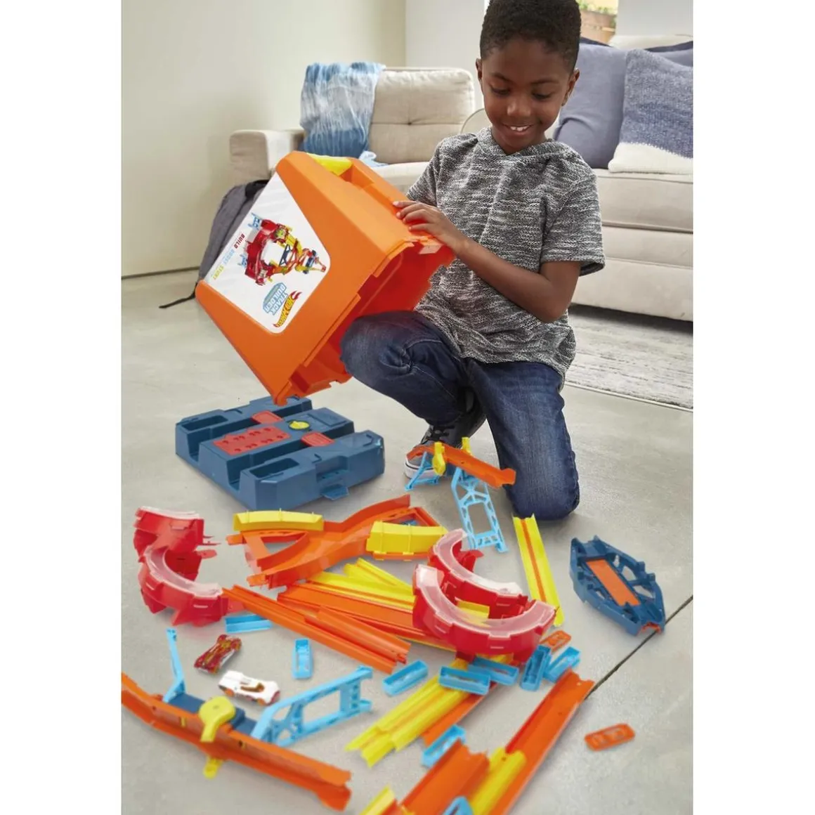 Hot Wheels - Hot Wheels Track Builder Unlimited con 20 pies de pista y vehículo de juguete ㅤ