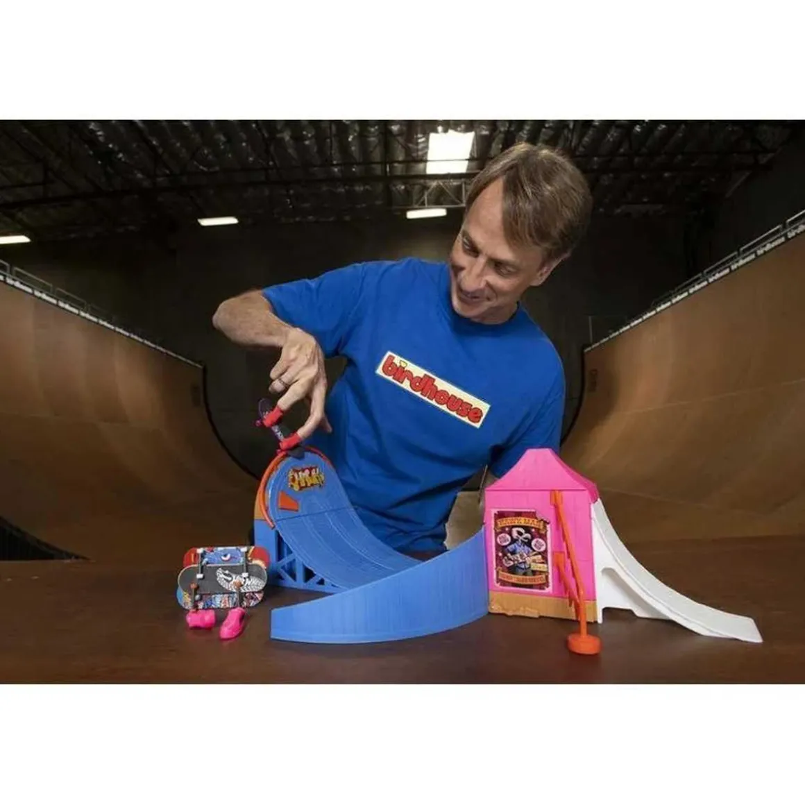 Hot Wheels - Monopatín de juguete con zapatillas para dedos, modelos surtidos (Varios modelos) ㅤ