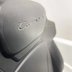 Injusa - Porsche Taycan 12V Blanco