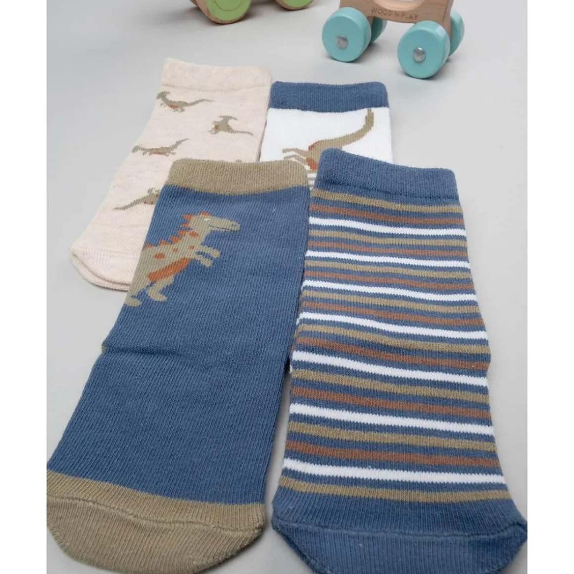 Pack 4 calcetines para niño dinosaurios
