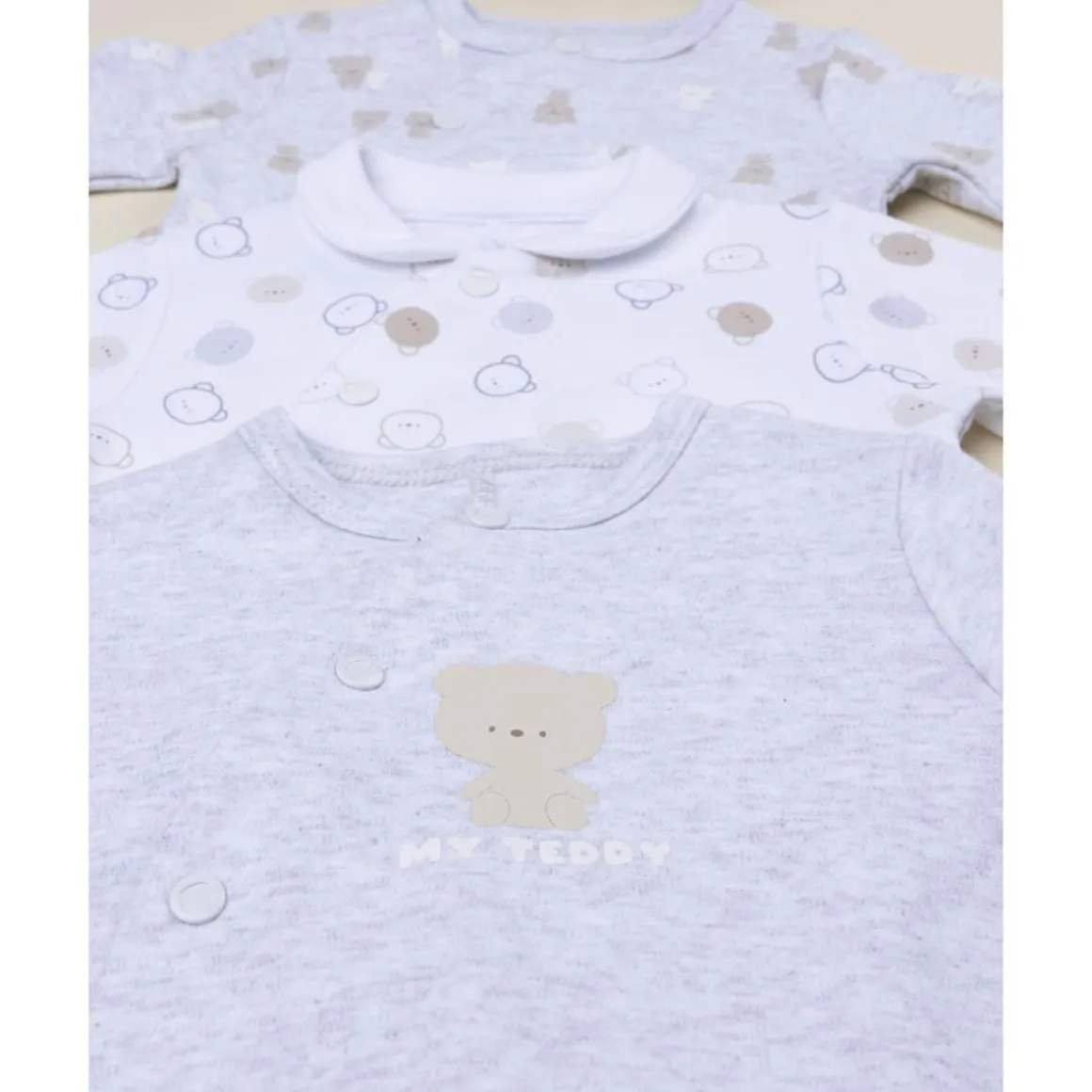 Pack 3 pijamas de bebé gris y blanco con estampado de ositos