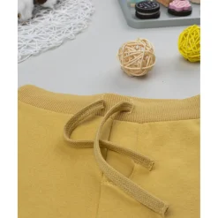 Pantalón bebé amarillo ocre felpado
