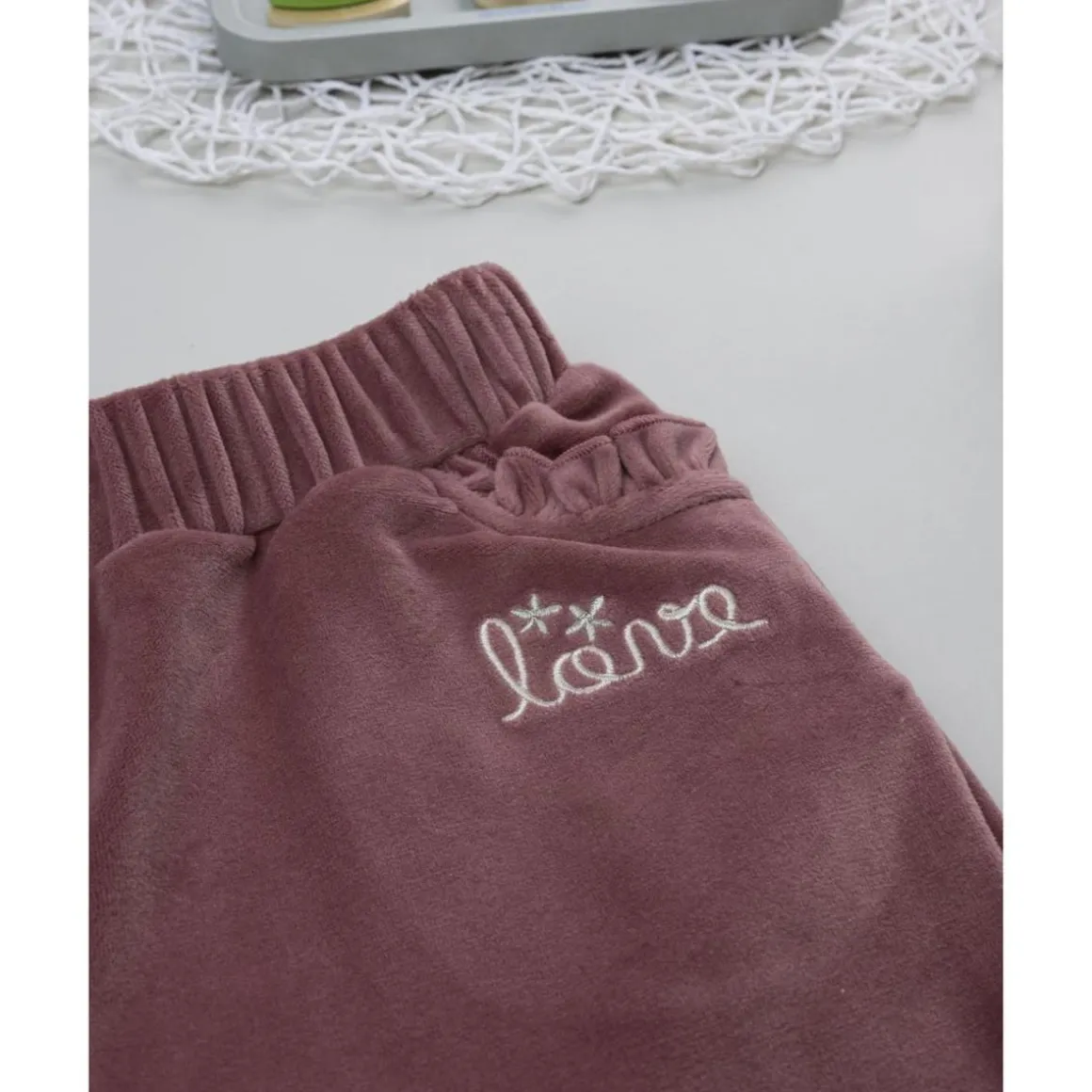 Pantalón de niña en terciopelo rosa