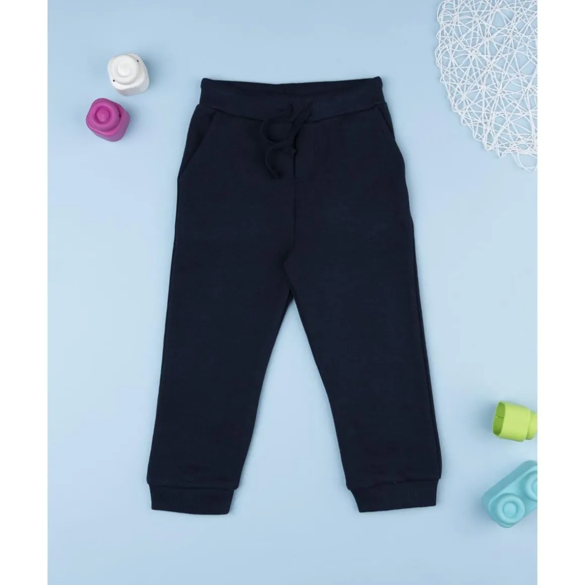 Pantalón de niño azul afelpado