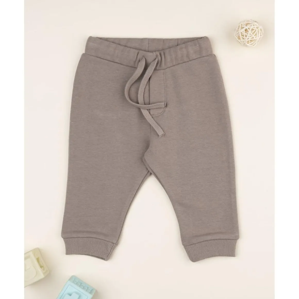 Pantalón niño marrón