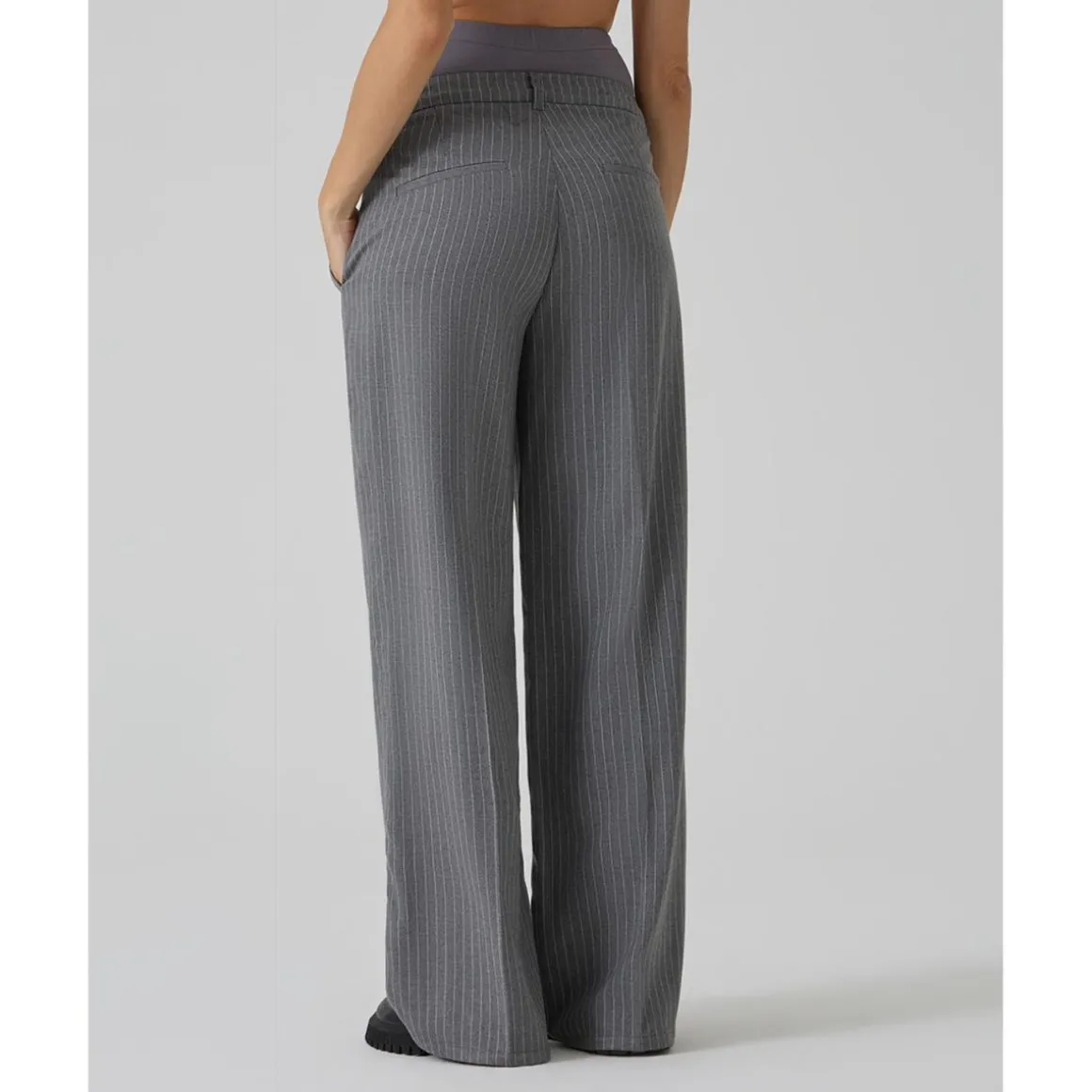 Pantalón premamá gris