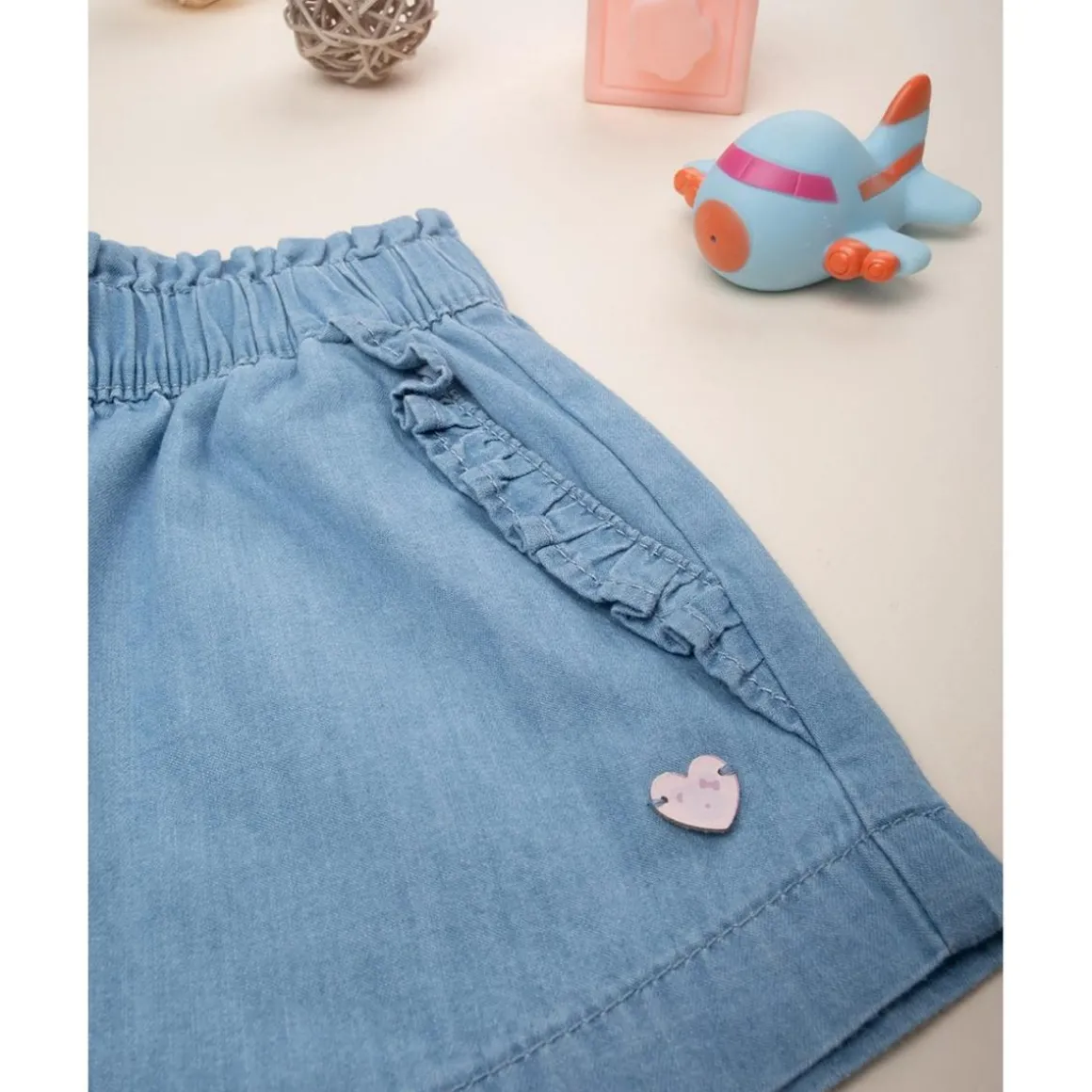 Pantalones cortos de cambray claro niña