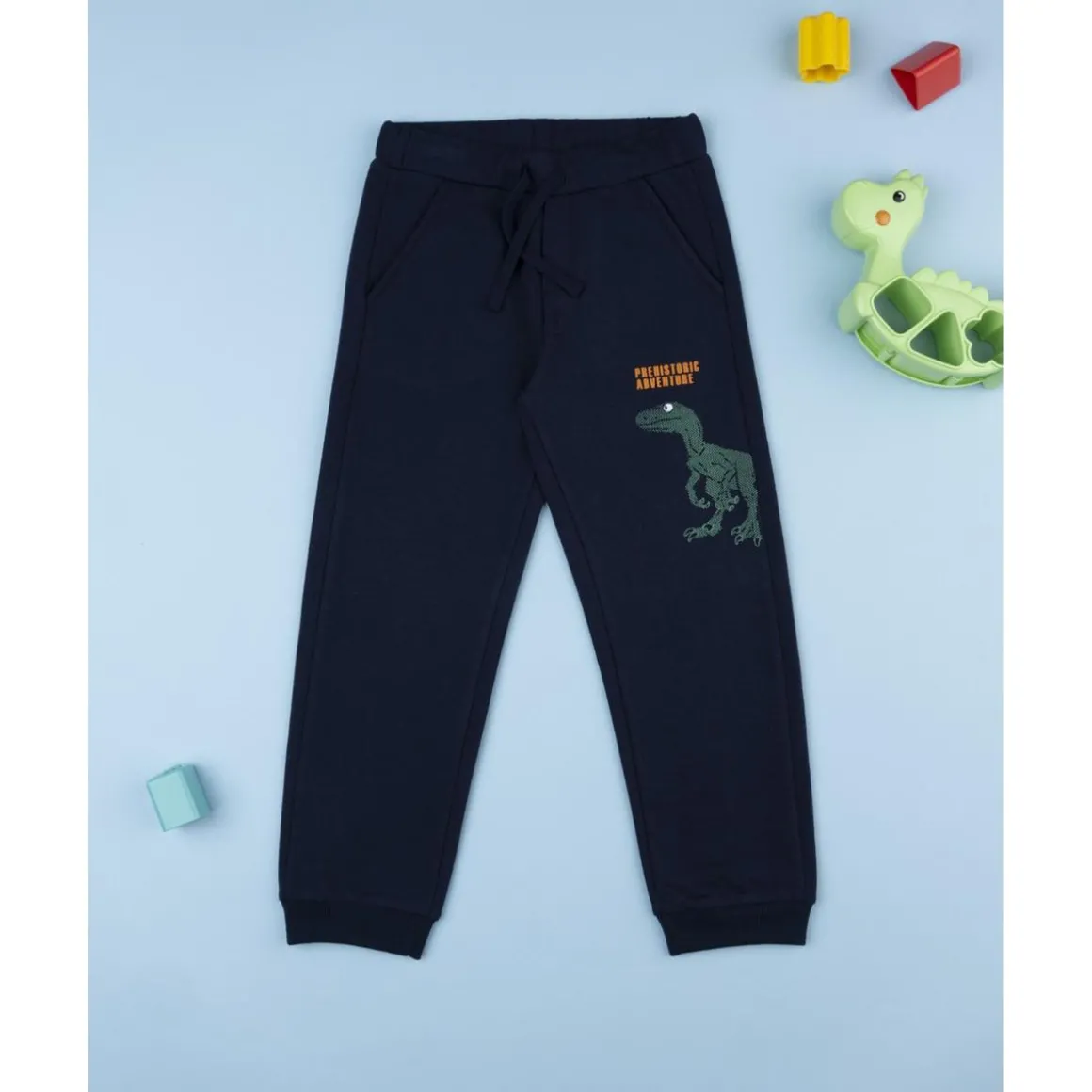 Pantalones niño azul estampado relieve
