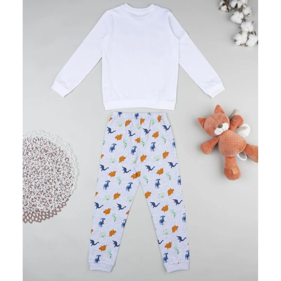 Pijama largo dos piezas niño Dino