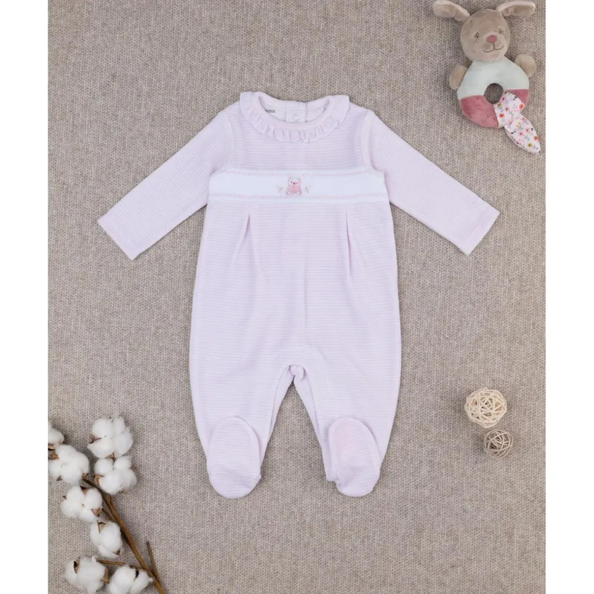 Pijama niña rosa con osito bordado
