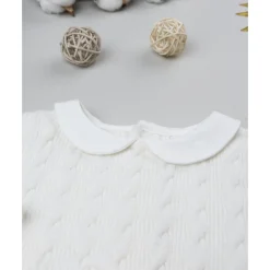 Pijama tricot blanco para recién nacida