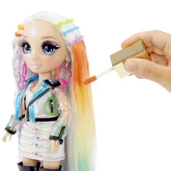 Rainbow High - Muñeca Hair Studio