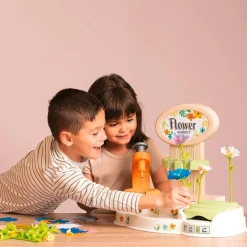 Smoby - Mercado de flores con accesorios incluidos ㅤ