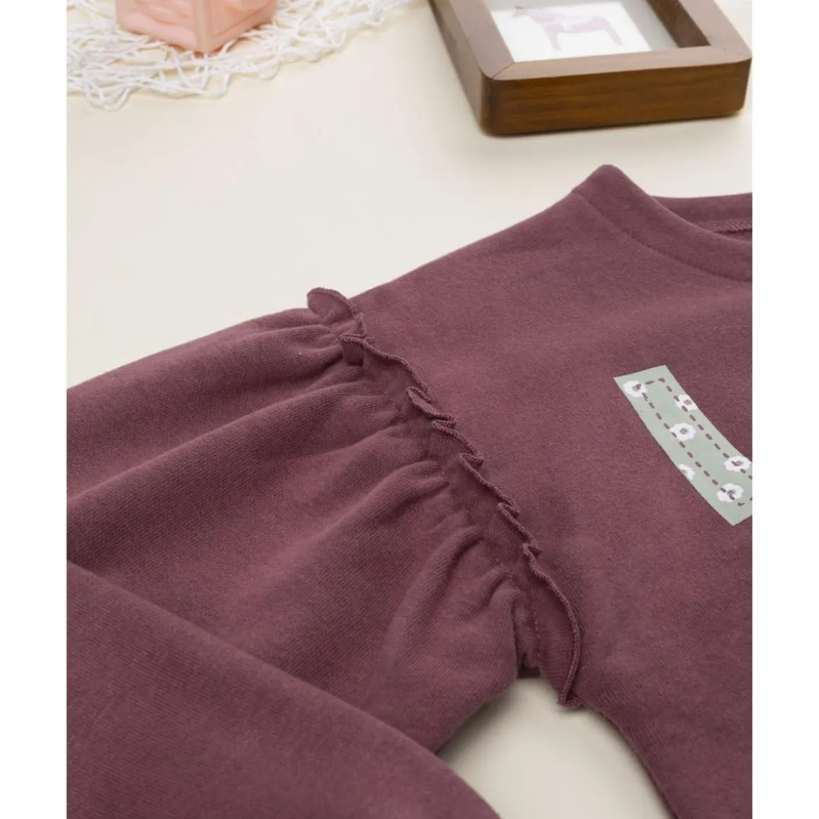 Sudadera de niña rosa con estampado Love