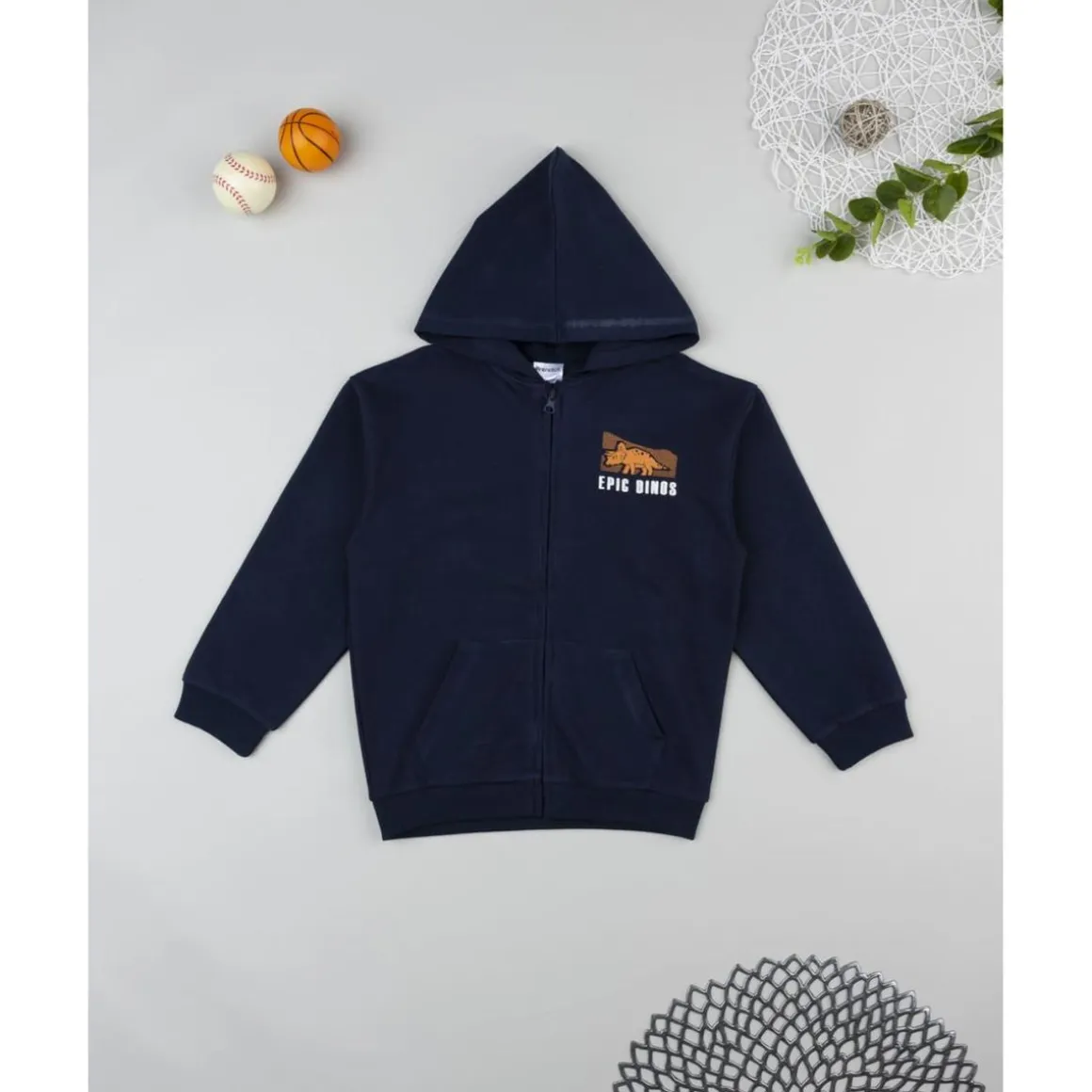 Sudadera niño azul con estampado en relieve