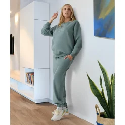 Sudadera premamá verde con bordado