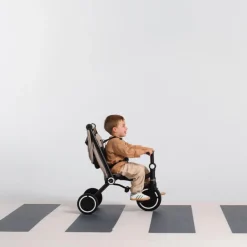 Triciclo evolutivo Wonder MAX color negro
